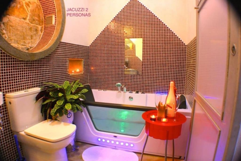 Zentral Club Apartamento Proton-Jacuzzi Belmonte De Miranda Esterno foto